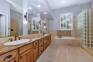 9860 E Roadrunner Dr, Scottsdale, AZ 85262 - Photo 27