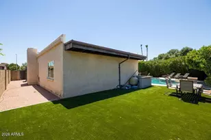 2118 E Pebble Beach Dr, Tempe, AZ 85282 - Photo 35