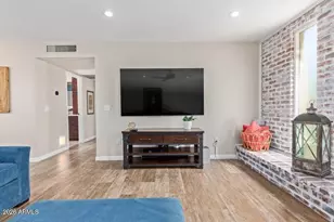 2118 E Pebble Beach Dr, Tempe, AZ 85282 - Photo 7