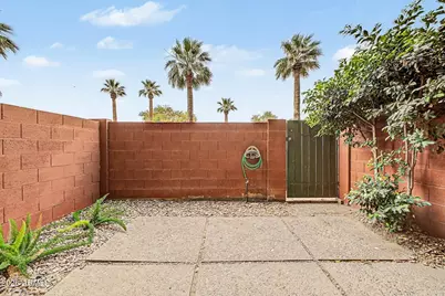 4750 N Central Avenue #L1, Phoenix, AZ 85012 - Photo 15