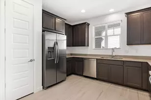 24623 N 164th Dr, Surprise, AZ 85387 - Photo 11