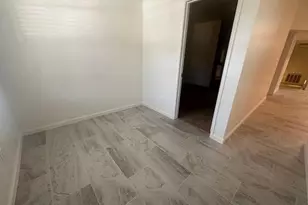 1126 W Elliot Rd, Chandler, AZ 85224 - Photo 17