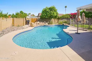 6503 S Bonarden Ln, Tempe, AZ 85283 - Photo 3