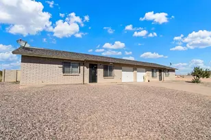 8590 W Magnum Dr, Arizona City, AZ 85123 - Photo 1
