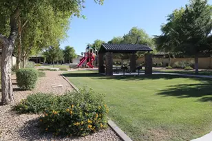 898 E Del Rio St, Chandler, AZ 85225 - Photo 21