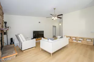 826 N 85th St, Scottsdale, AZ 85257 - Photo 7