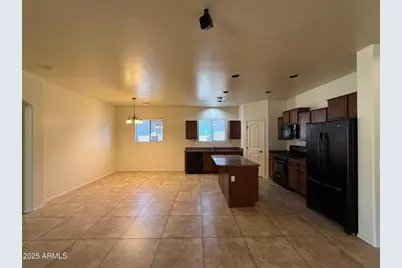 21871 S 215th Street, Queen Creek, AZ 85142 - Photo 5