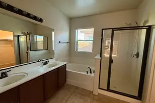 21871 S 215th St, Queen Creek, AZ 85142 - Photo 9