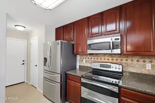 17024 W Marshall Ln, Surprise, AZ 85388 - Photo 17