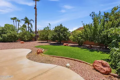 1873 E San Carlos Place, Chandler, AZ 85249 - Photo 7