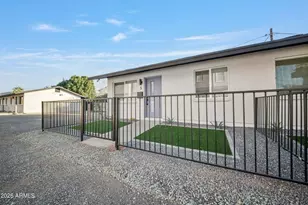 3110 N 37th St, Phoenix, AZ 85018 - Photo 3