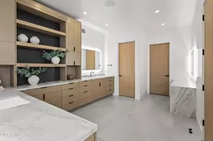 6601 E San Miguel Ave, Paradise Valley, AZ 85253 - Photo 23