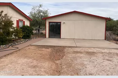 23152 W Staghorn Lane, Congress, AZ 85332 - Photo 23