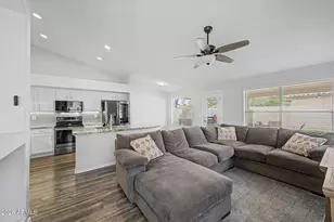 15344 W Memory Ln, Surprise, AZ 85374 - Photo 11