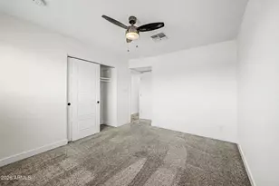 2174 E Palmcroft Dr, Tempe, AZ 85282 - Photo 21