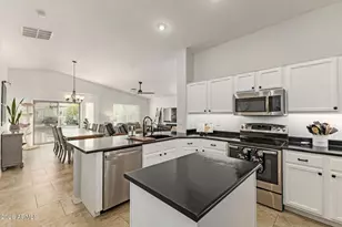 4691 E Appleby Ct, Gilbert, AZ 85298 - Photo 9