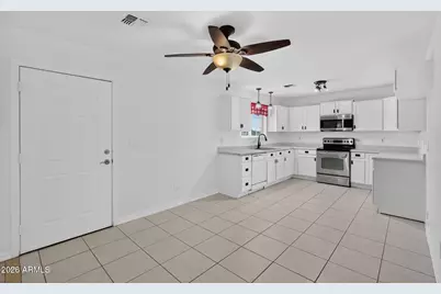 6401 E Fox Hollow Lane, San Tan Valley, AZ 85140 - Photo 11