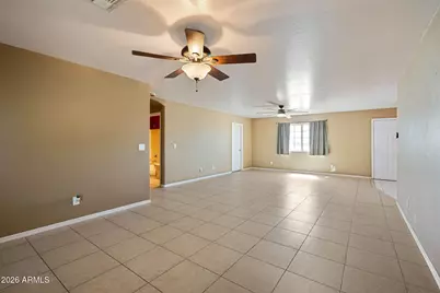 6401 E Fox Hollow Lane, San Tan Valley, AZ 85140 - Photo 5