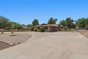 7740 N 175th Ave, Waddell, AZ 85355 - Photo 3