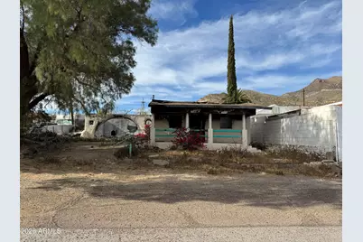 528 W Porphyry Street, Superior, AZ 85173 - Photo 1