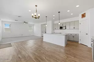 5722 West Odeum Ln, Phoenix, AZ 85043 - Photo 9