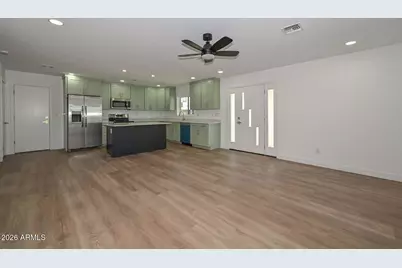 7601 N 59th Lane N, Glendale, AZ 85301 - Photo 7