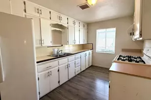 5547 W Gardenia Ave, Glendale, AZ 85301 - Photo 11