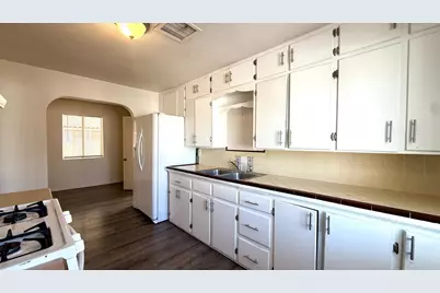 5547 W Gardenia Avenue, Glendale, AZ 85301 - Photo 33