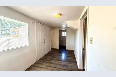 5547 W Gardenia Avenue, Glendale, AZ 85301 - Photo 19