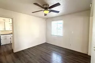 5547 W Gardenia Ave, Glendale, AZ 85301 - Photo 5