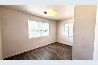 5547 W Gardenia Avenue, Glendale, AZ 85301 - Photo 79