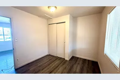 5547 W Gardenia Avenue, Glendale, AZ 85301 - Photo 39