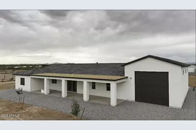 24025 W Beacon Lane, Wittmann, AZ 85361 - Photo 3