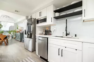 2323 N Central Ave, Phoenix, AZ 85004 - Photo 11