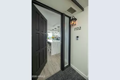 2323 N Central Avenue #1702, Phoenix, AZ 85004 - Photo 1