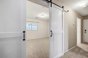 8438 E Keats Ave, Mesa, AZ 85209 - Photo 15