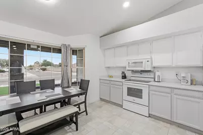 4620 W Aire Libre Avenue, Glendale, AZ 85306 - Photo 11