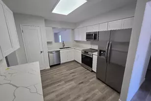 10166 W Cinnebar Ave, Sun City, AZ 85351 - Photo 17