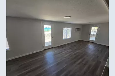 10166 W Cinnebar Avenue, Sun City, AZ 85351 - Photo 25