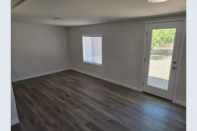 10166 W Cinnebar Avenue, Sun City, AZ 85351 - Photo 9