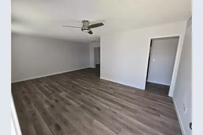 10166 W Cinnebar Avenue, Sun City, AZ 85351 - Photo 21