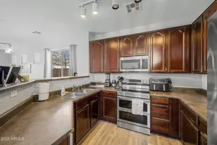 17573 W Mandalay Ln, Surprise, AZ 85388 - Photo 11