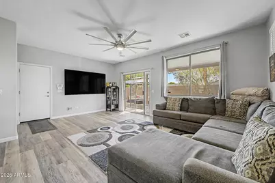 17573 W Mandalay Lane, Surprise, AZ 85388 - Photo 5