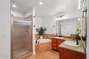 5450 E Deer Valley Dr, Phoenix, AZ 85054 - Photo 15