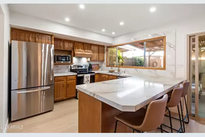 8107 E Vista Drive, Scottsdale, AZ 85250 - Photo 9