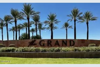 15628 W Hidden Creek Lane, Surprise, AZ 85374 - Photo 29