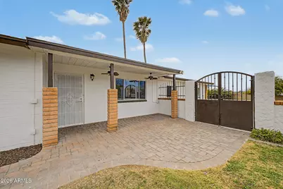 2801 E Angela Drive, Phoenix, AZ 85032 - Photo 9