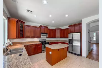 7085 W Andrew Lane, Peoria, AZ 85383 - Photo 3