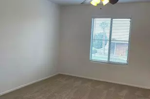 6933 S 9th Ave, Phoenix, AZ 85041 - Photo 37