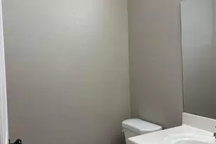 6933 S 9th Ave, Phoenix, AZ 85041 - Photo 29